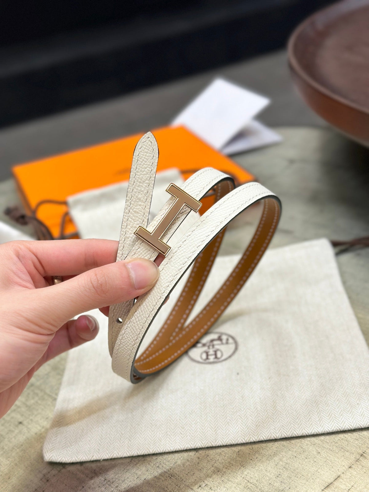 HM FOCUS BUCKLE & REVERSIBLE BRONZE BROWN AND WHITE LEATHER STRAP 13MM COPPER HARDWARE