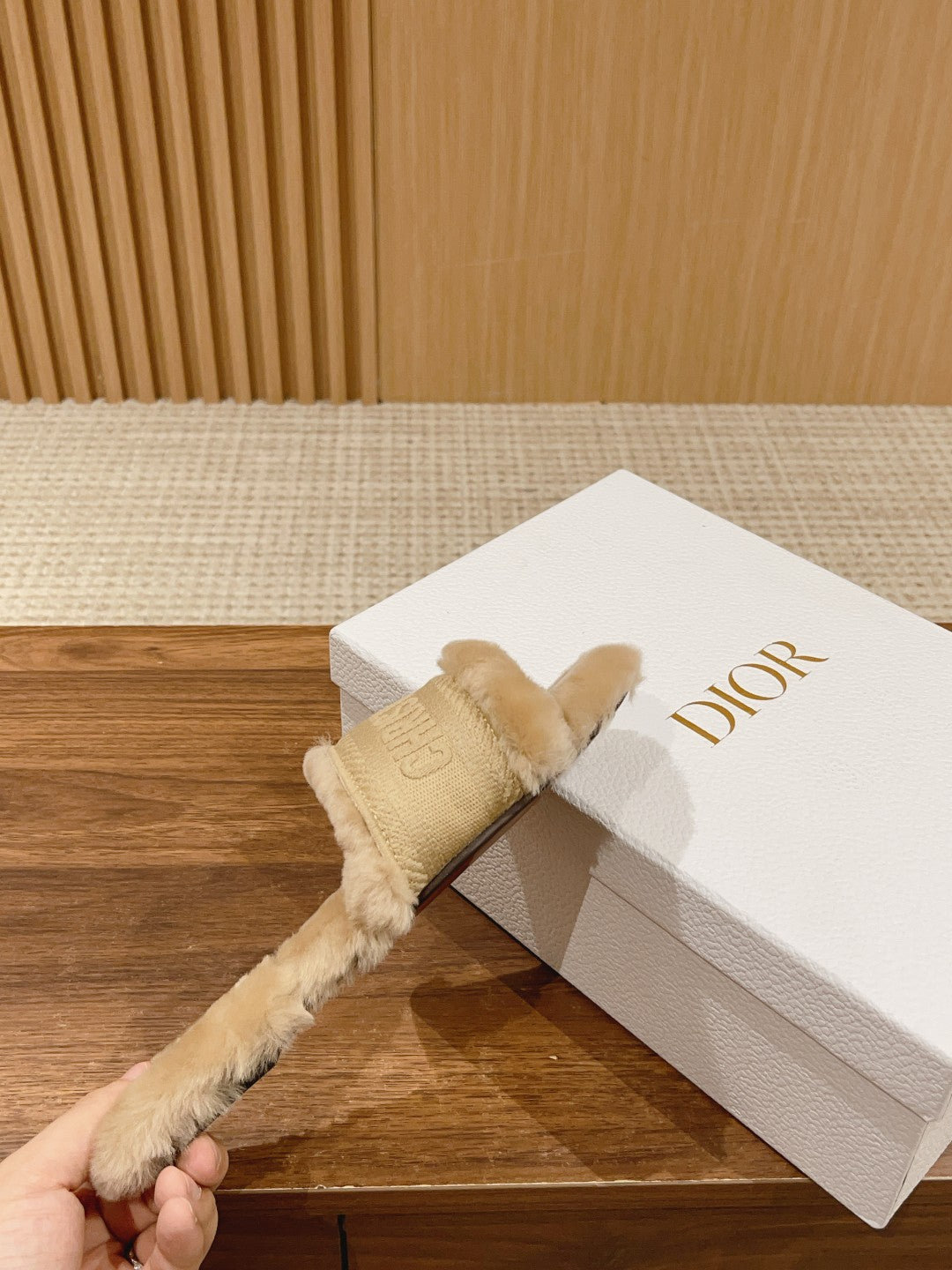 CD Dway Slide Beige Fleece Lining And Canvas Fabric