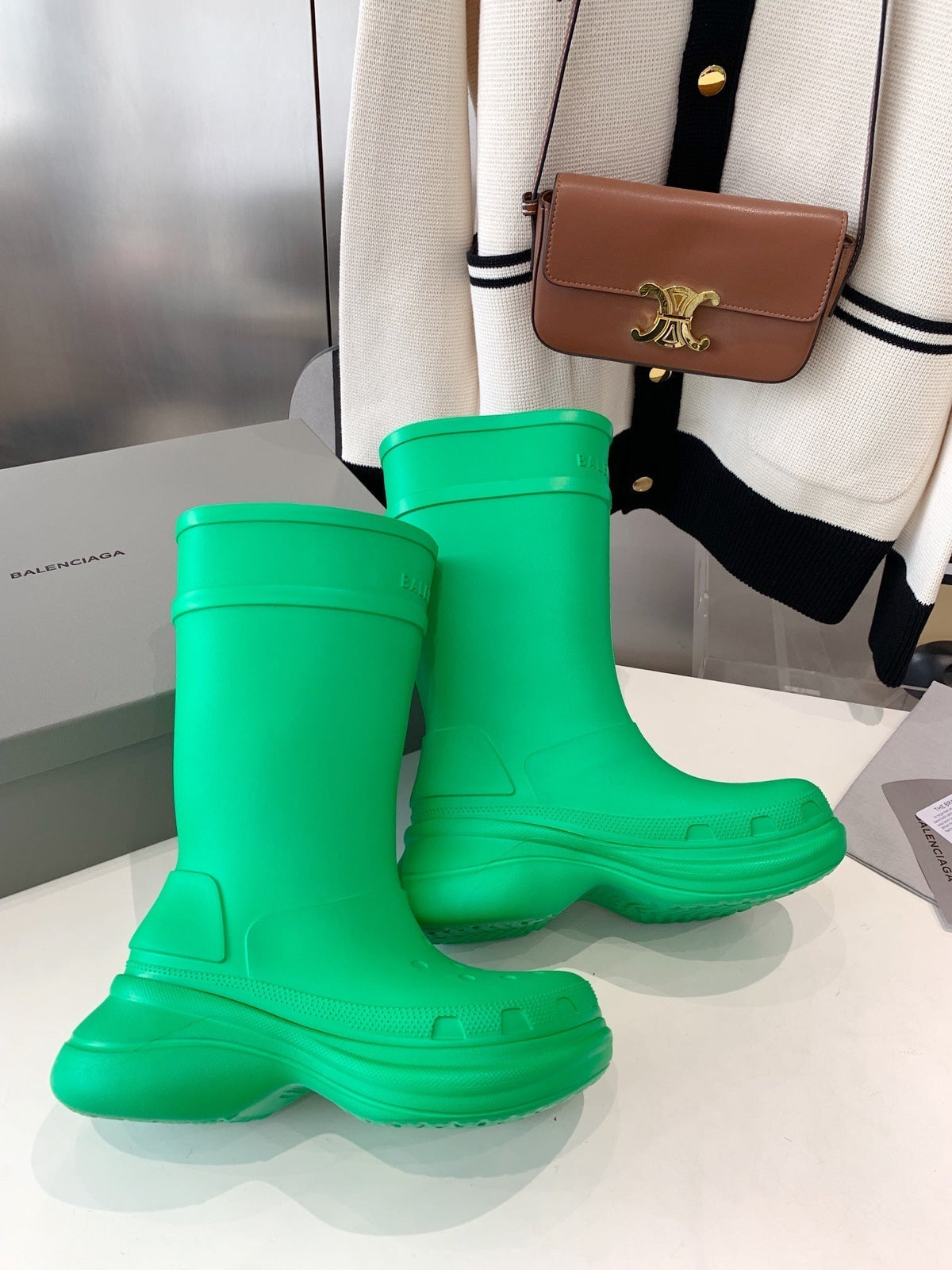 CROCS BOOTS IN GREEN RUBBER