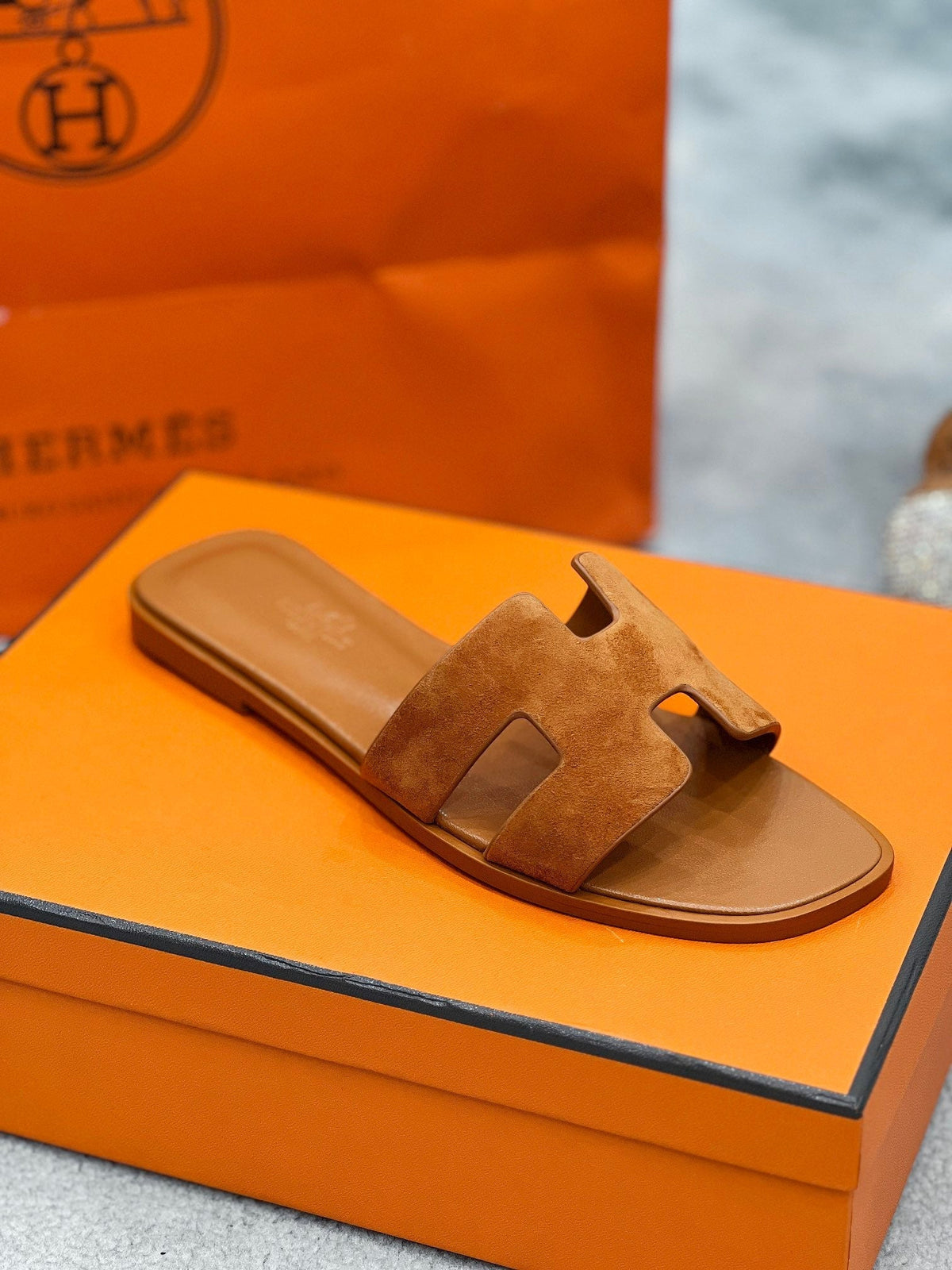 0ran sandal brown suede goatskin