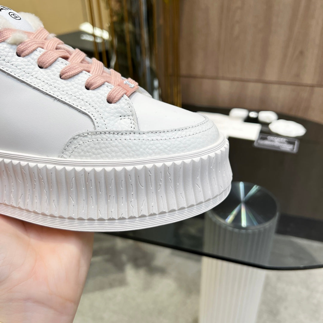 CC Sneaker White Pink Cowhide With Fleece Lining 944564