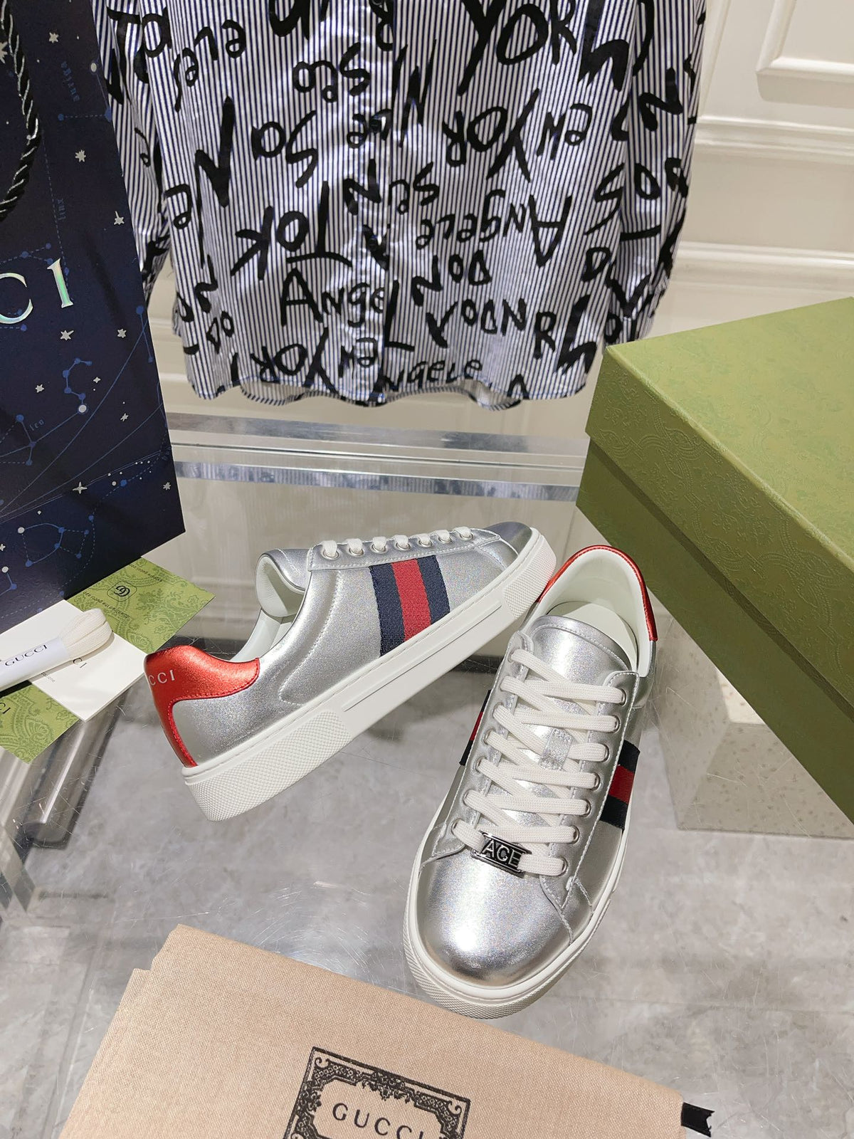 GG ACE GG SUPREME TRAINER SILVER CALFSKIN