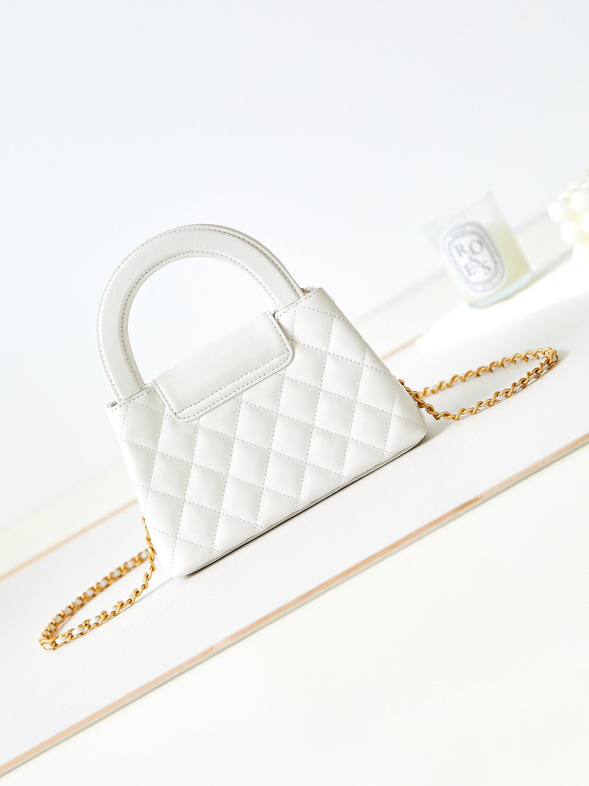 cc 24a nano 19cm kelly shopper bag white lambskin