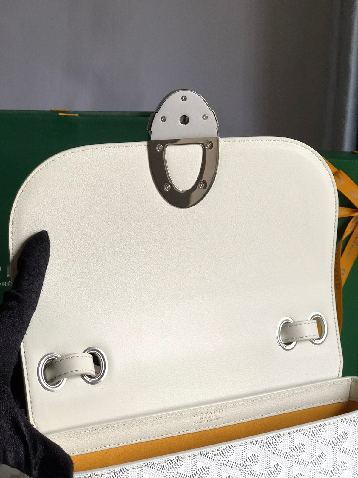 233 BAG 25 IN WHITE CALFSKIN AND GOYARDINE CANVAS