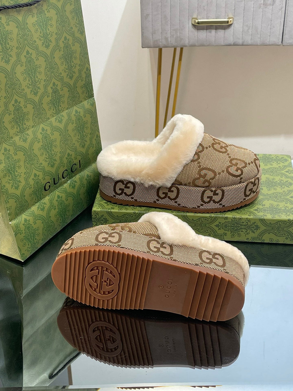 GG MOLLY MULE IN CAMEL BROWN MONOGRAM JACQUARD FABRIC AND SHEARLING LINING