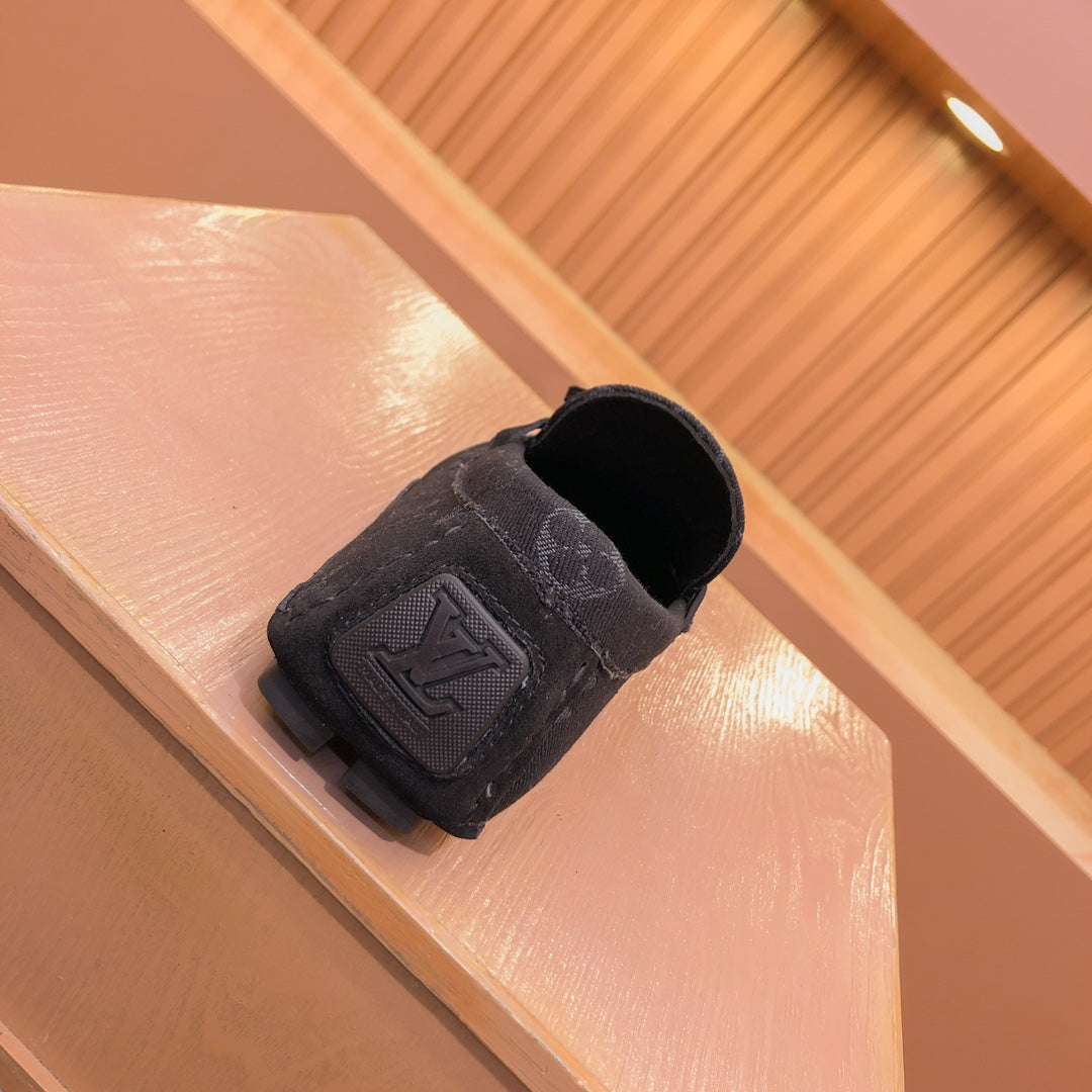 LV LOAFER IN BLACK MONOGRAM DENIM WITH BOW