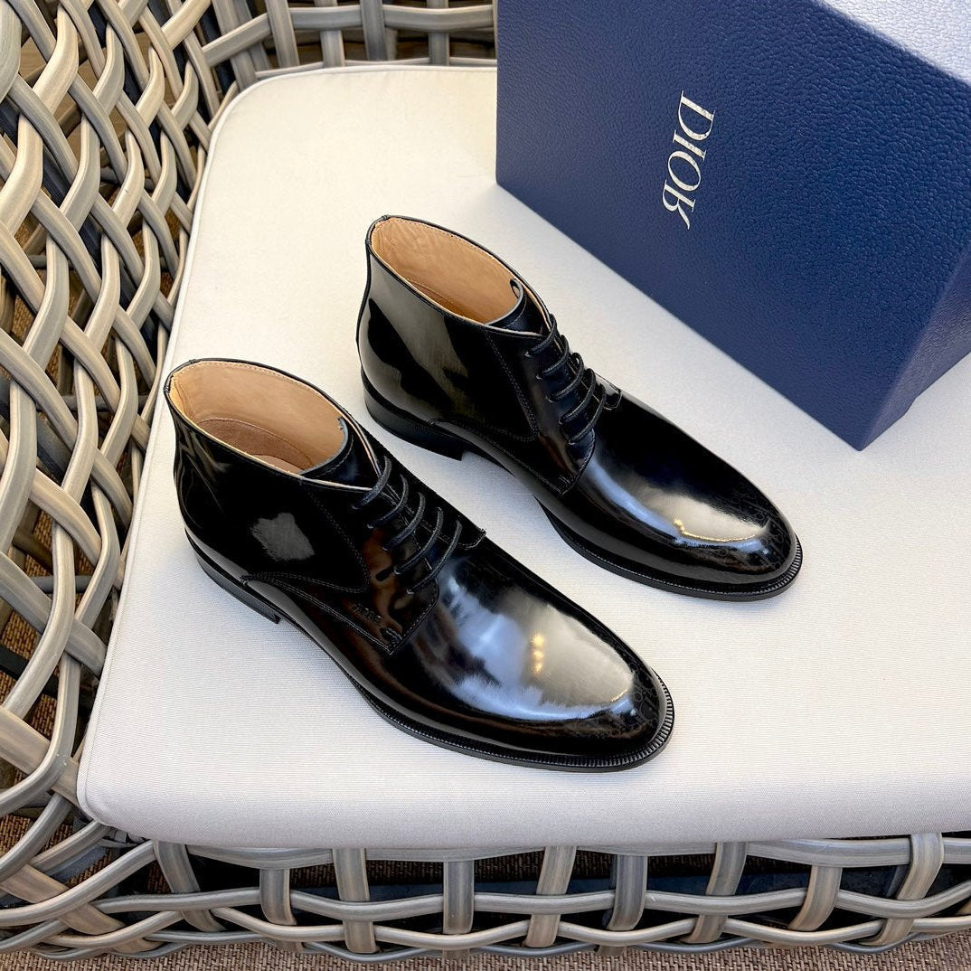 CD HOMME LACE-UP ANKLE BOOT GLOSSY BLACK CALFSKIN