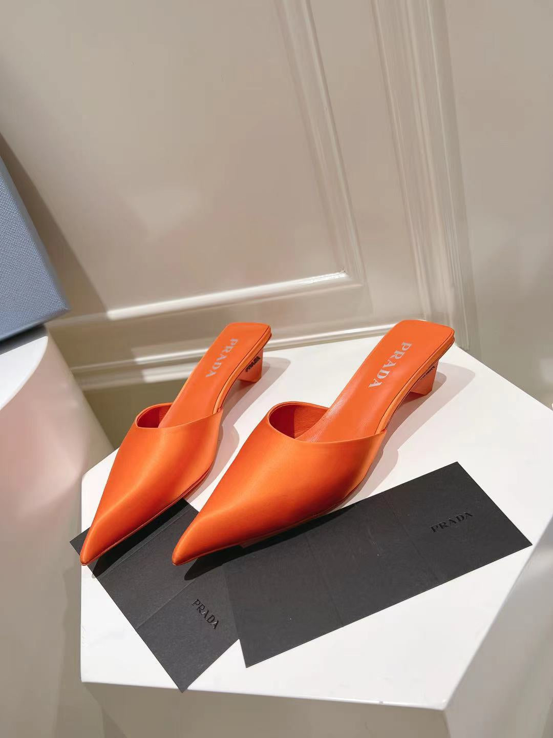 PRA POINTED-TOE MULES BRIGHT ORANGE SATIN