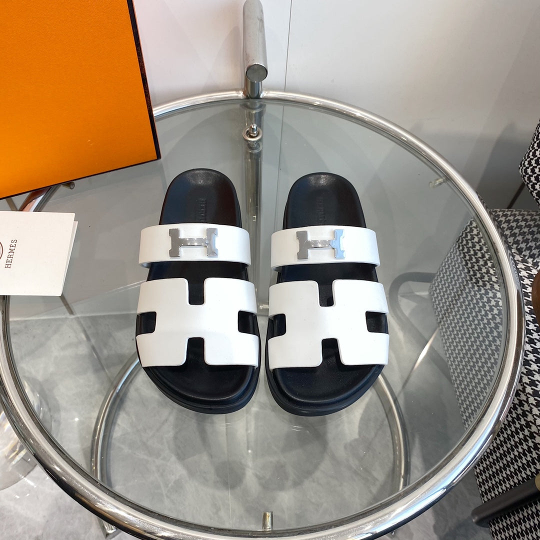 Chypre Sandal White Leather