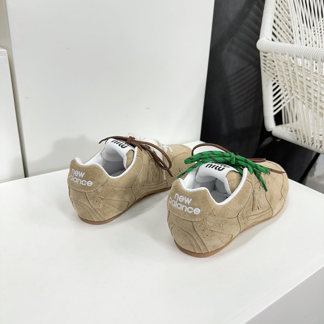 Miu Balance 530 SL Sneaker Light Brown Suede