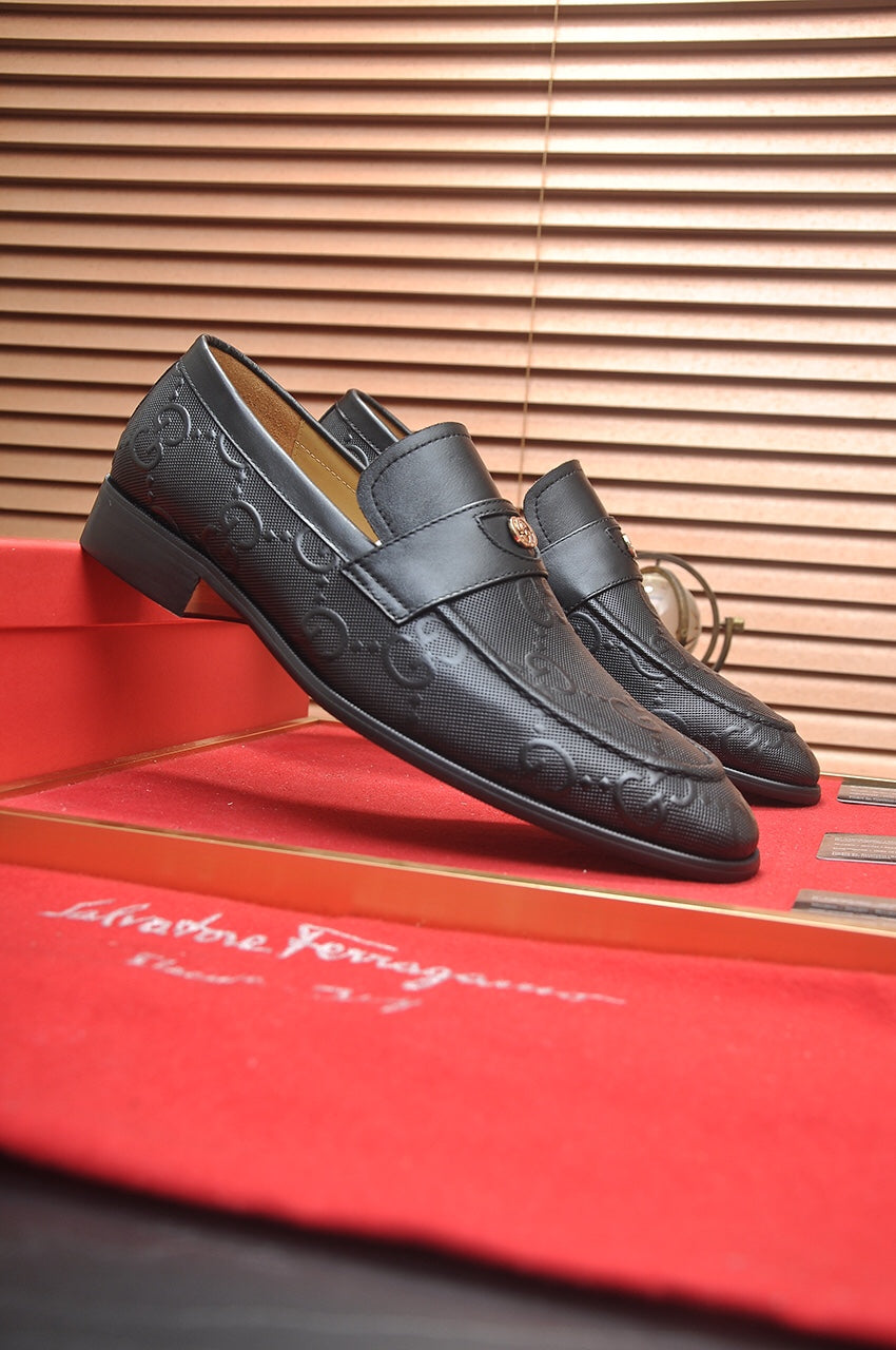 GG Men's Loafer Black Cowhide 770590