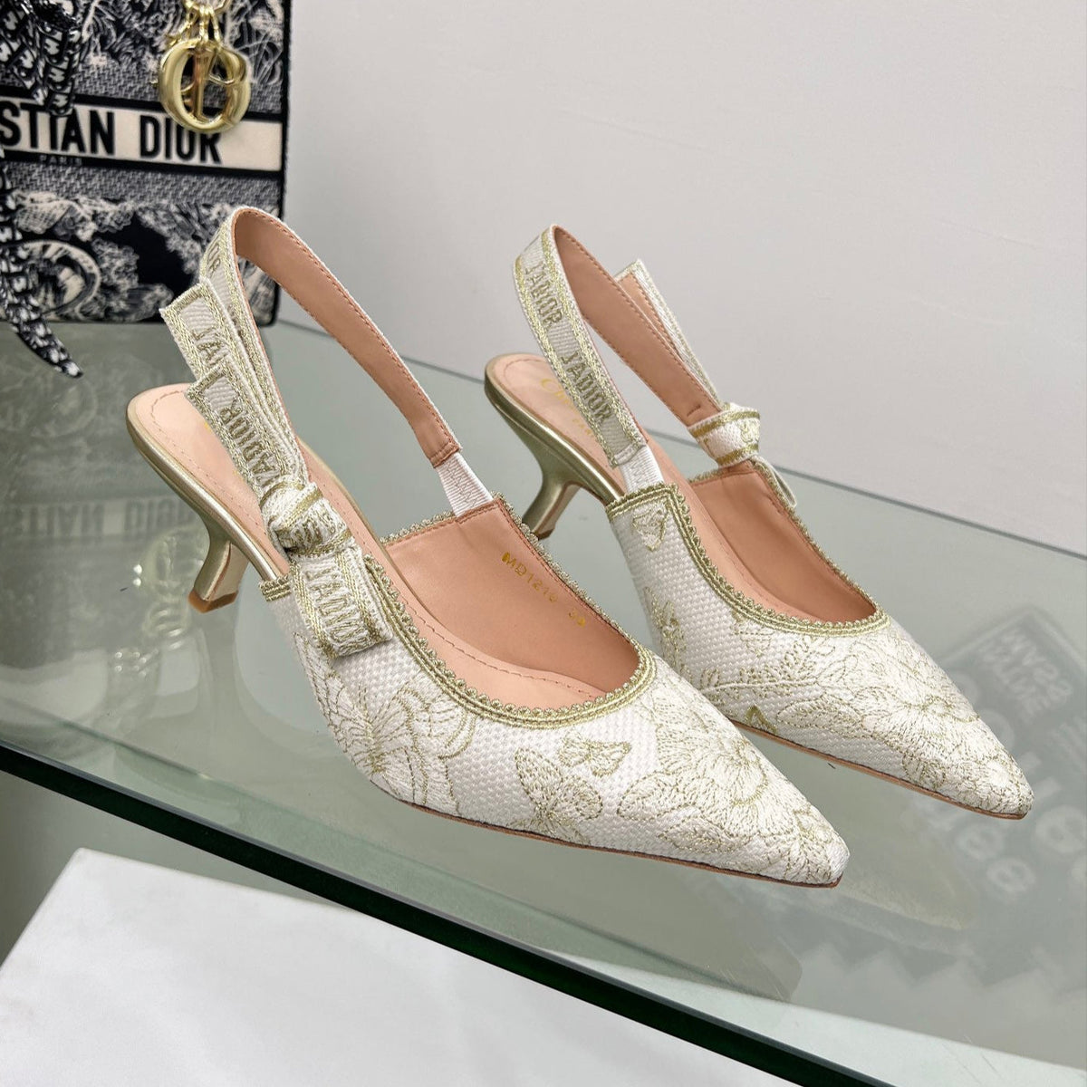 CD 25 Slingback Pump Cream Transparent Mesh