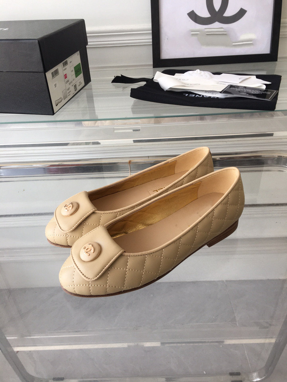 ballet flat quilted beige gold cc lock