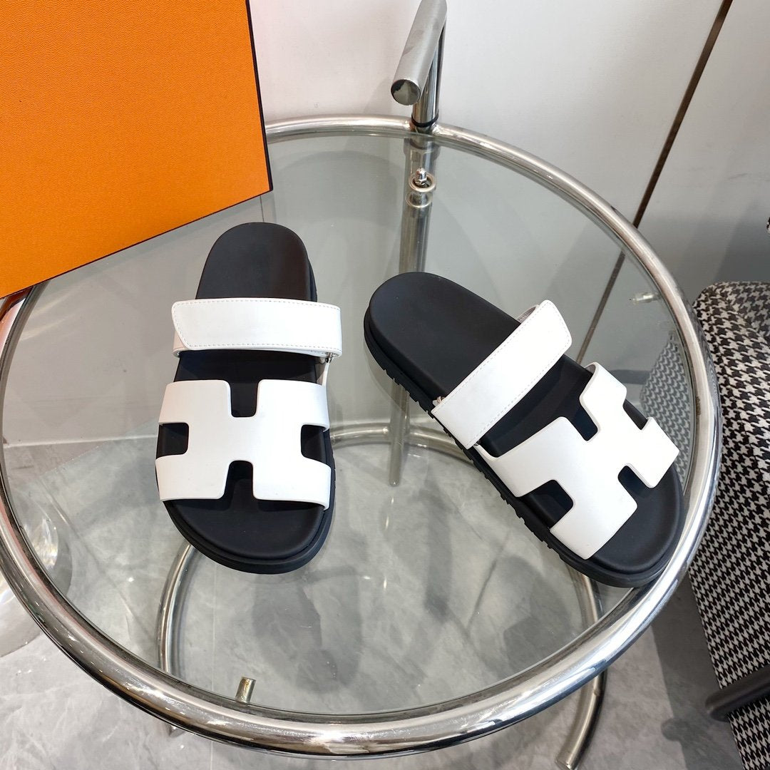 Chypre Sandal White Mastic Calfskin Leather