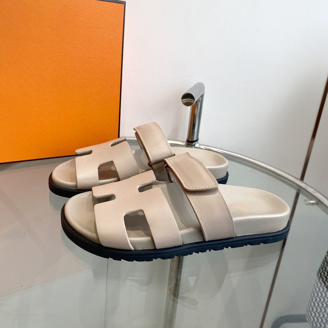 Chypre Sandal Beige Mastic Calfskin Leather