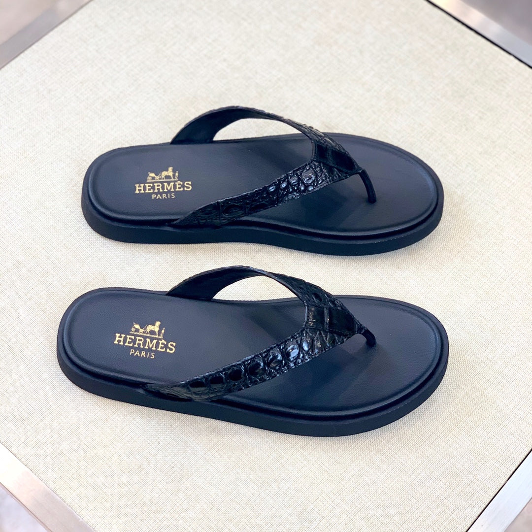 HM Men's Thong Sandals Black Rubber Sheepskin 561664
