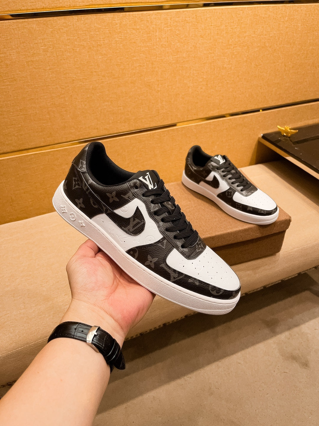 LV AIR FORCE 1 SNEAKER BLACK MIX WHITE MONOGRAM
