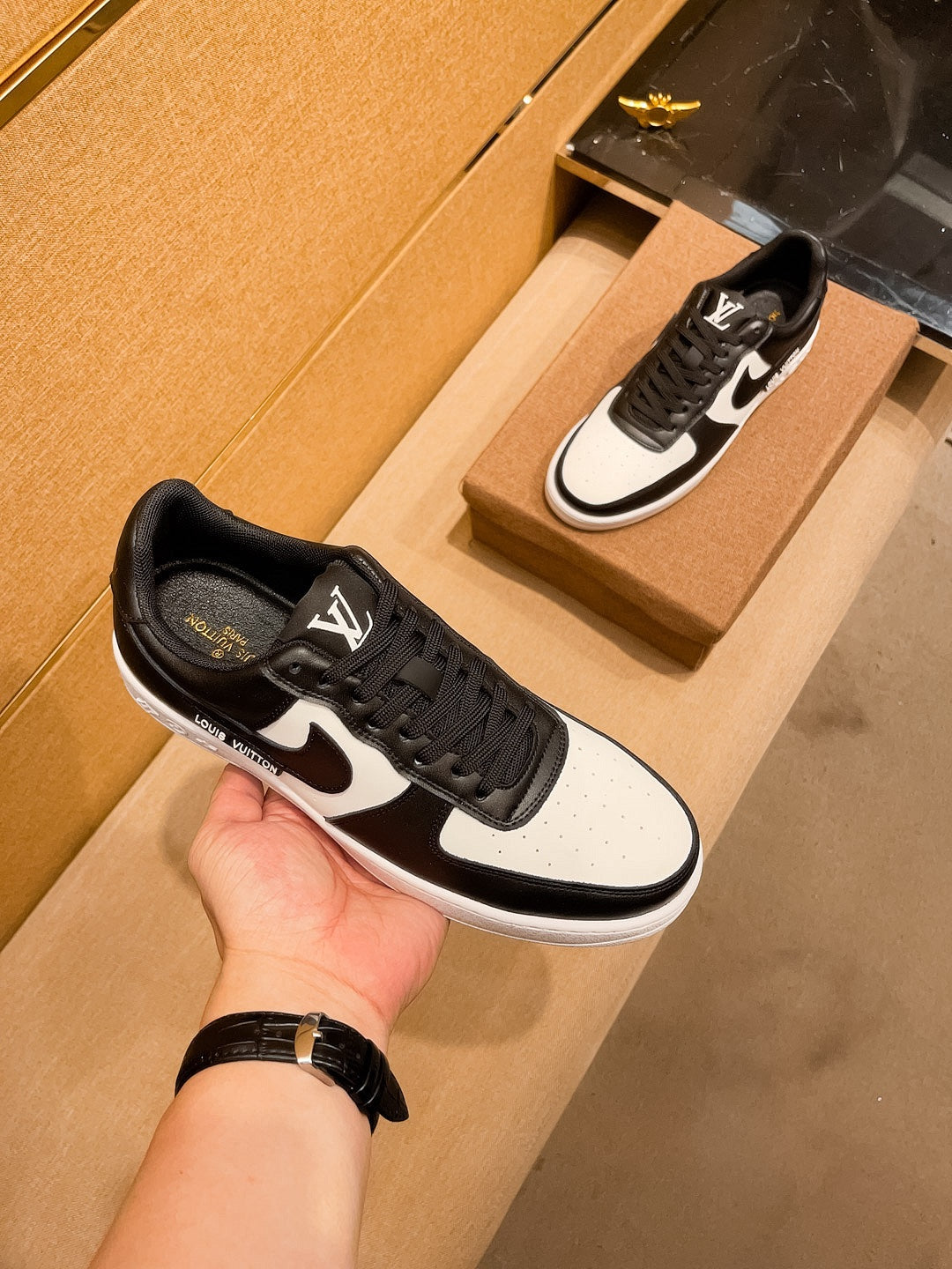 LV AIR FORCE 1 SNEAKER BLACK MIX WHITE
