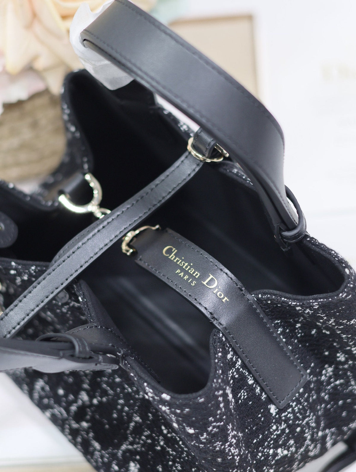 CD Small Toujours 23 Black Tweed 245636