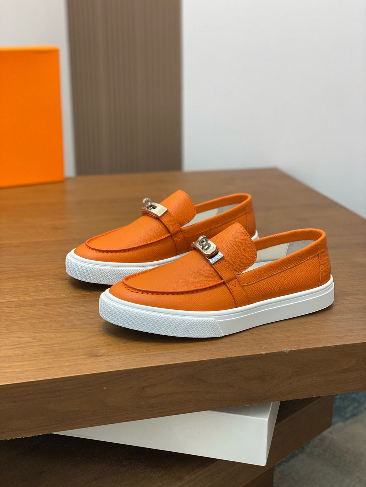 HM GAME SLIP-ON SNEAKER TIGER CALFSKIN