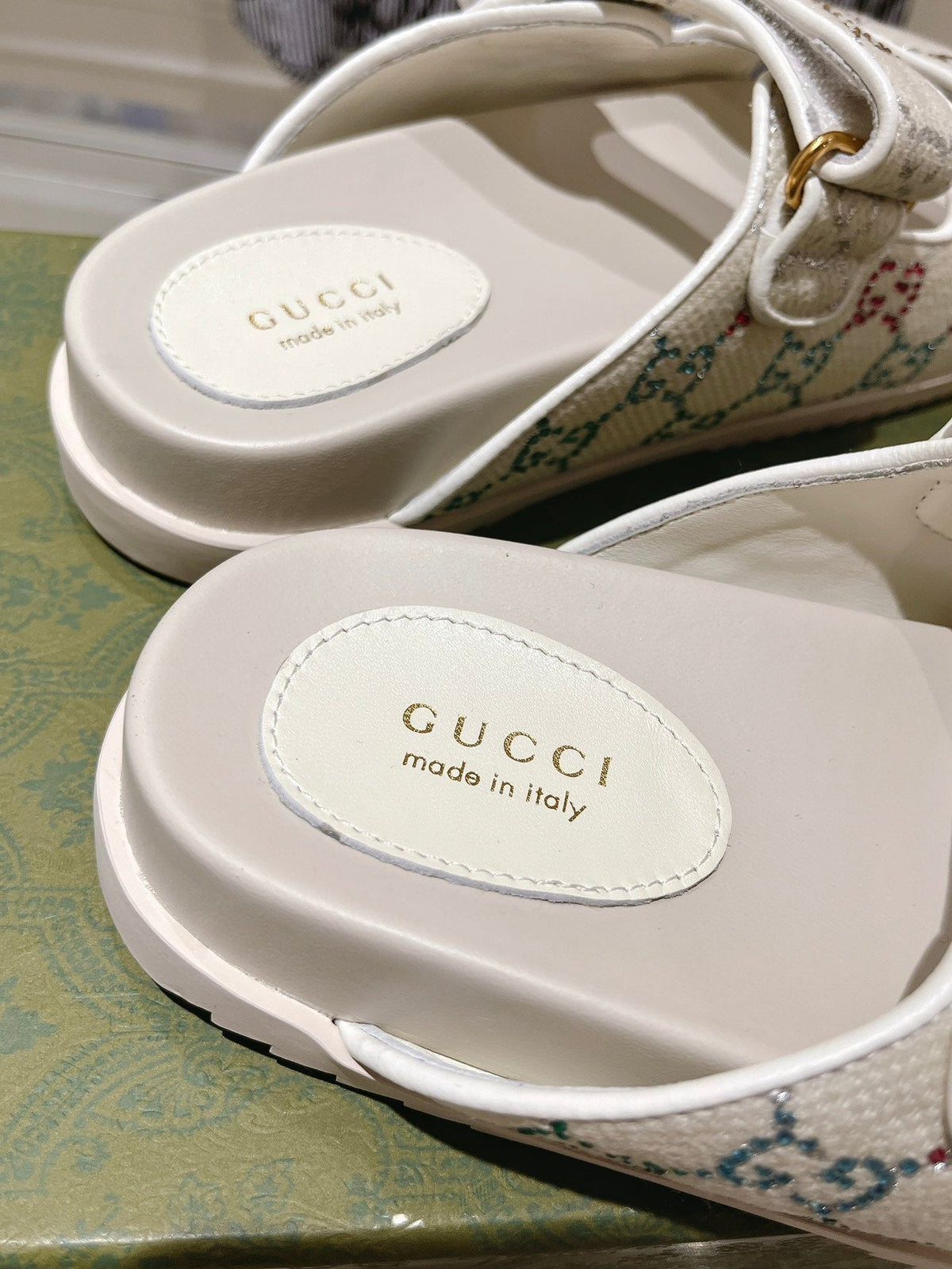 Gucci 2026 GG Crystal Sandals Fabric 968305