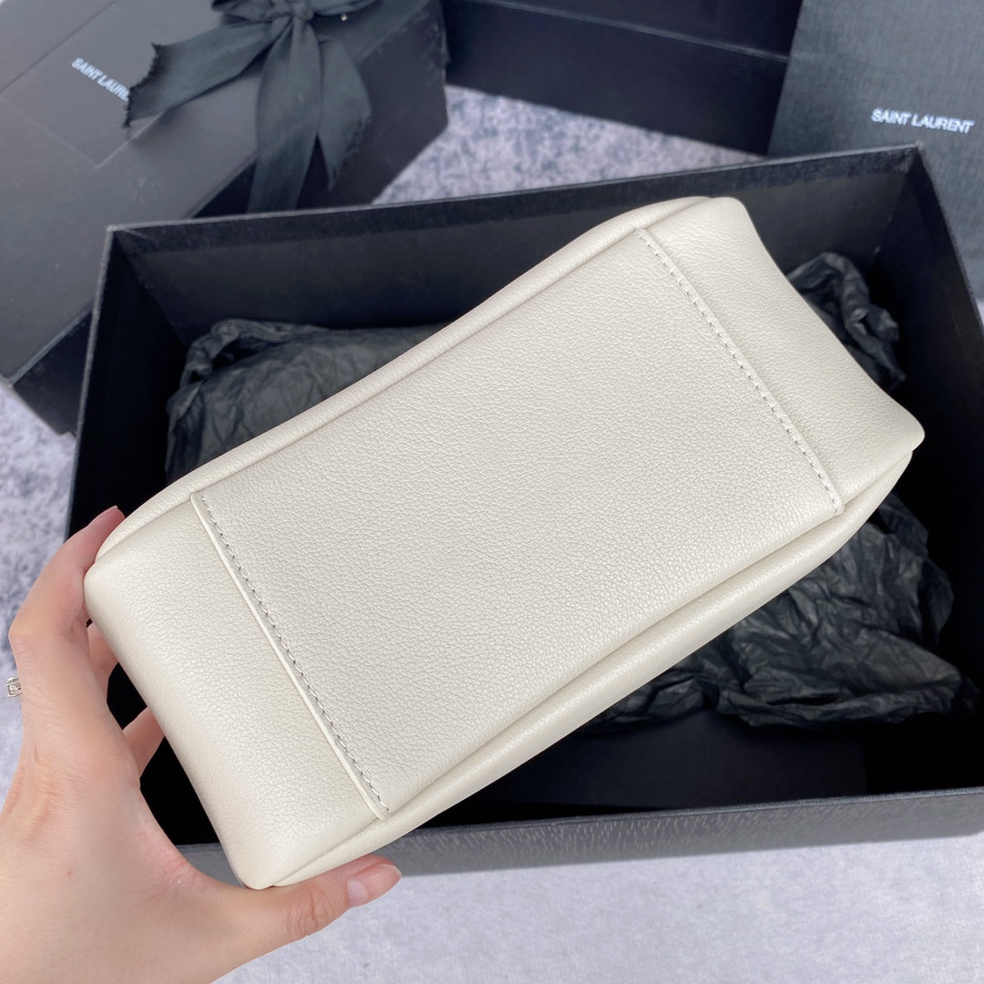 le 5a7 small 23cm white calfskin