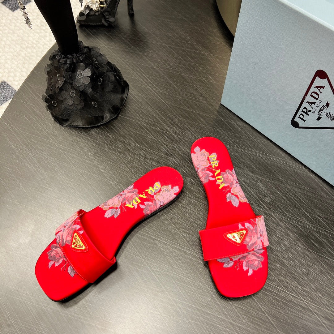 PRA PRINTED SLIDES SLIPPERS RED SATIN