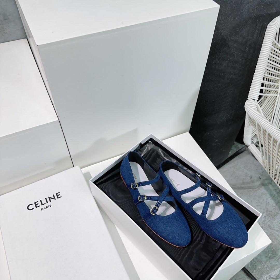 FLAT MARY JANE IN NAVY BLUE FABRIC