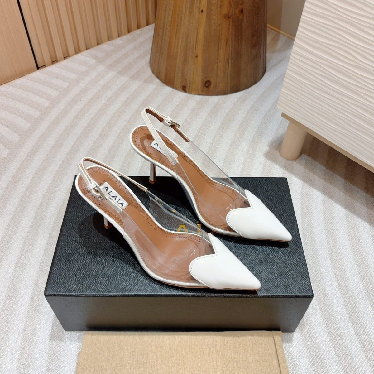 alaia slingbacks 95 optic white heart lambskin