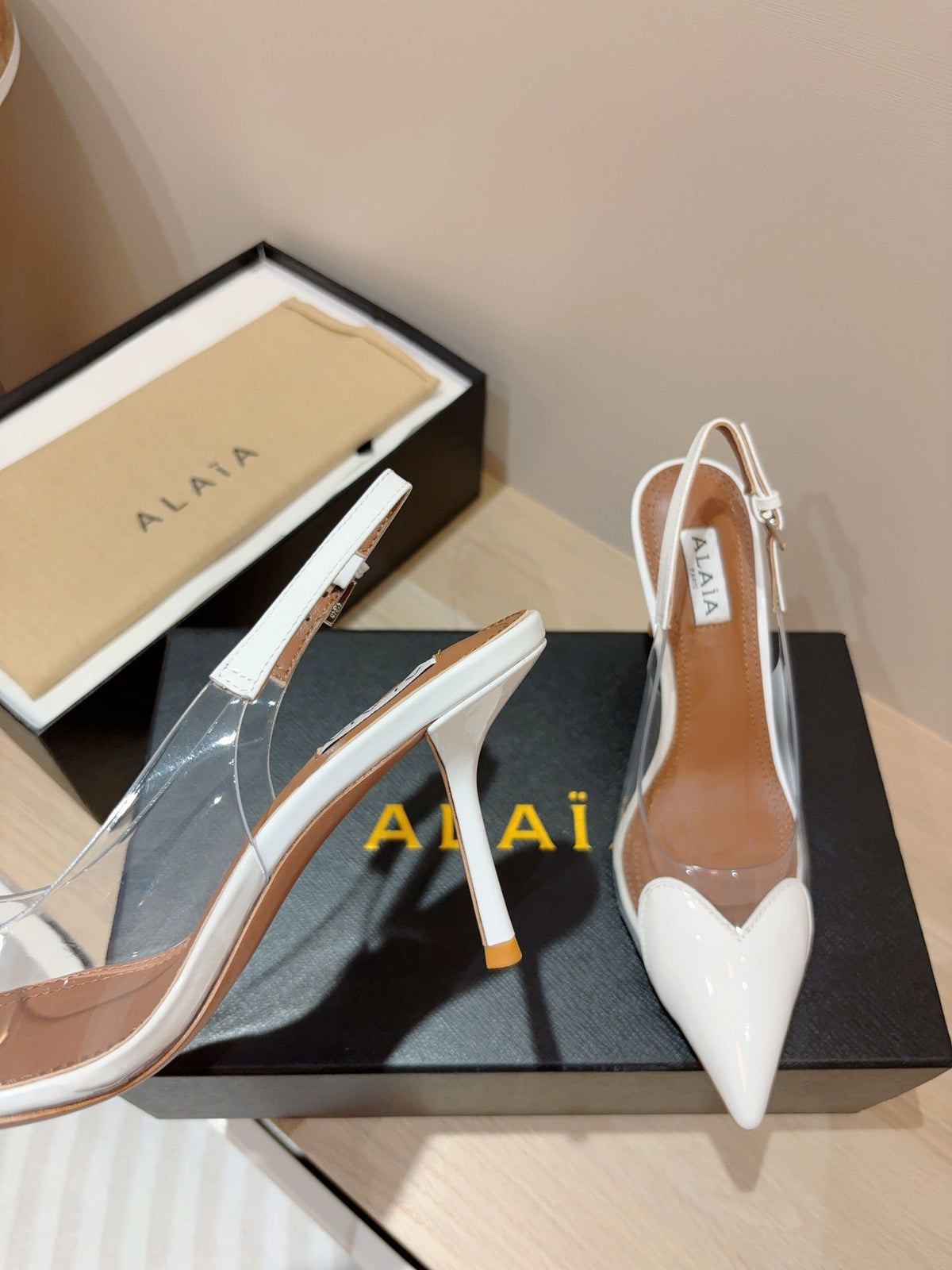 alaia slingbacks 95 optic white heart lambskin