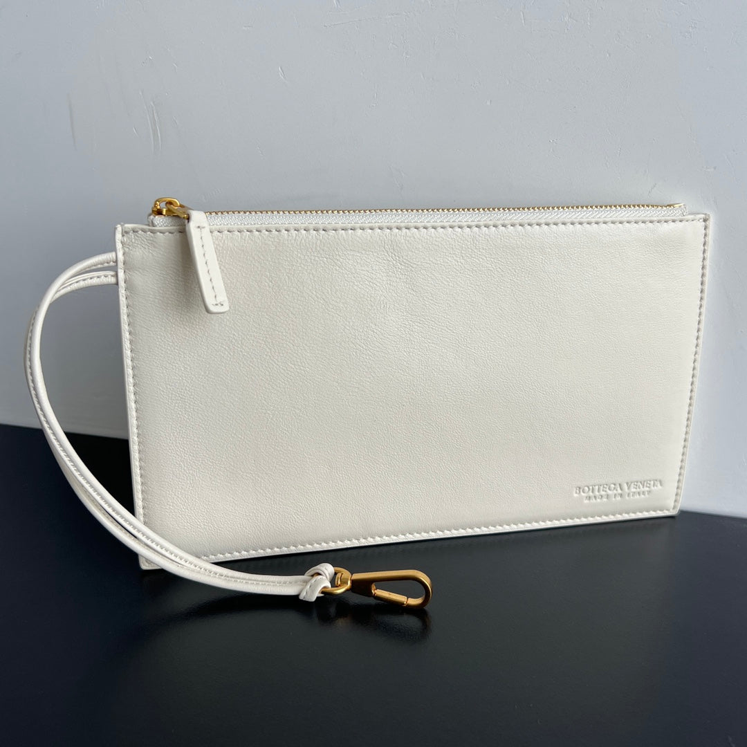 BV Intrecciato 30cm Bag Cream Leather 532241