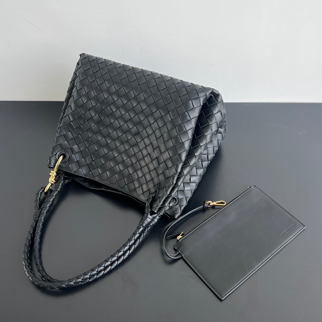 BV Intrecciato 30cm Bag Black Leather 532244