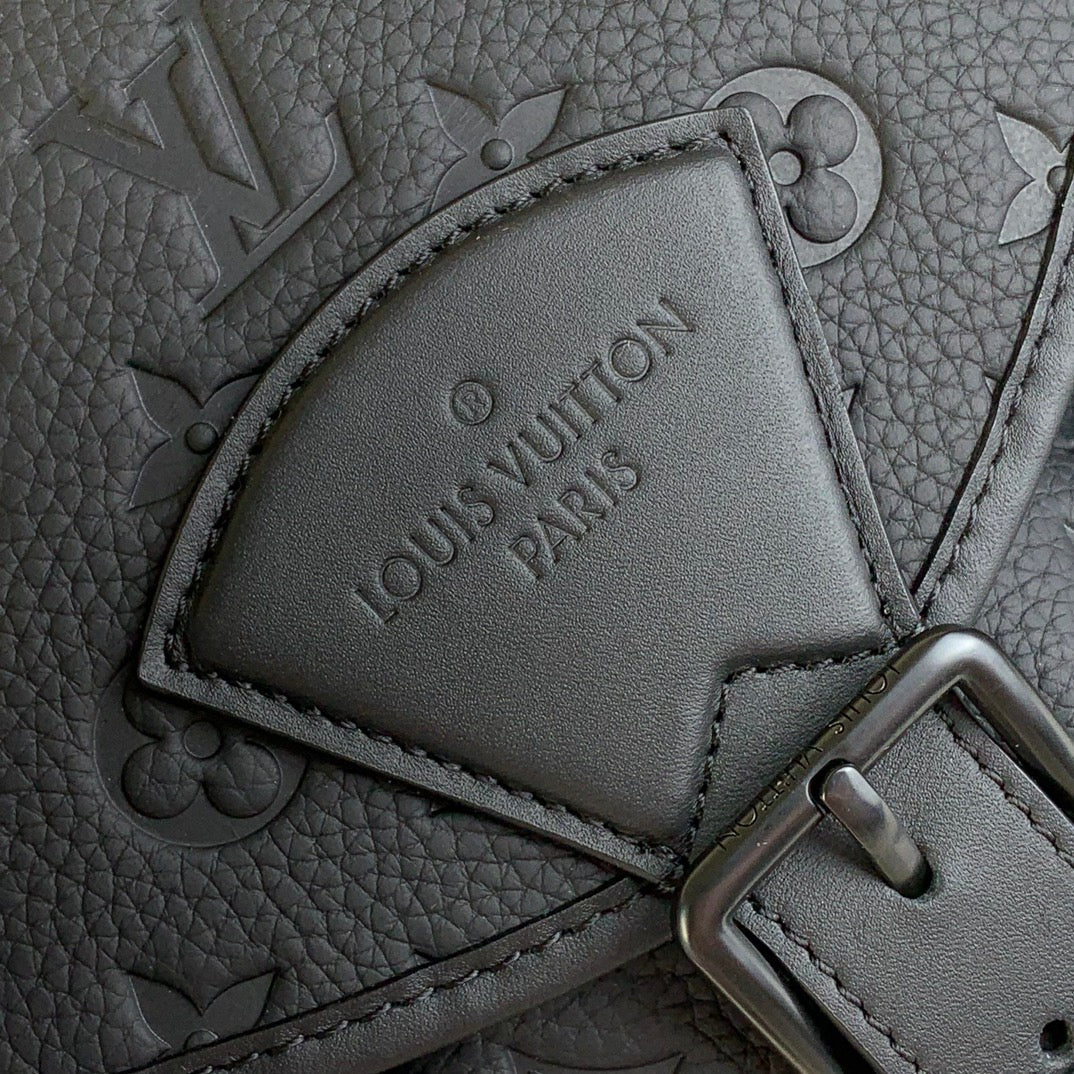 MONTSOURIS BACKPACK 40 IN BLACK MONOGRAM TAURILLON