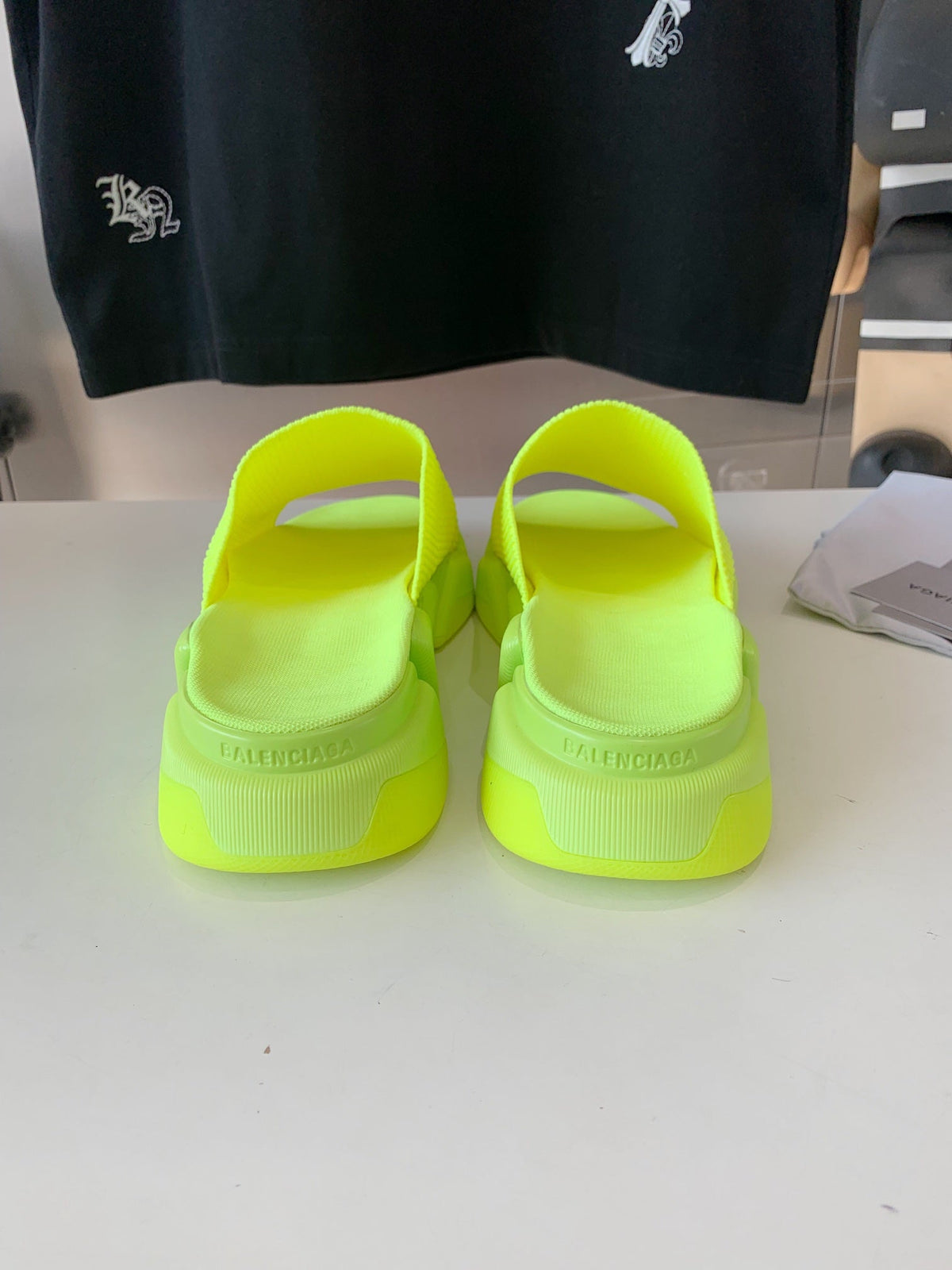 SPEED 2.0 SLIDE SANDAL IN NEON GREEN RECYCLED KNIT