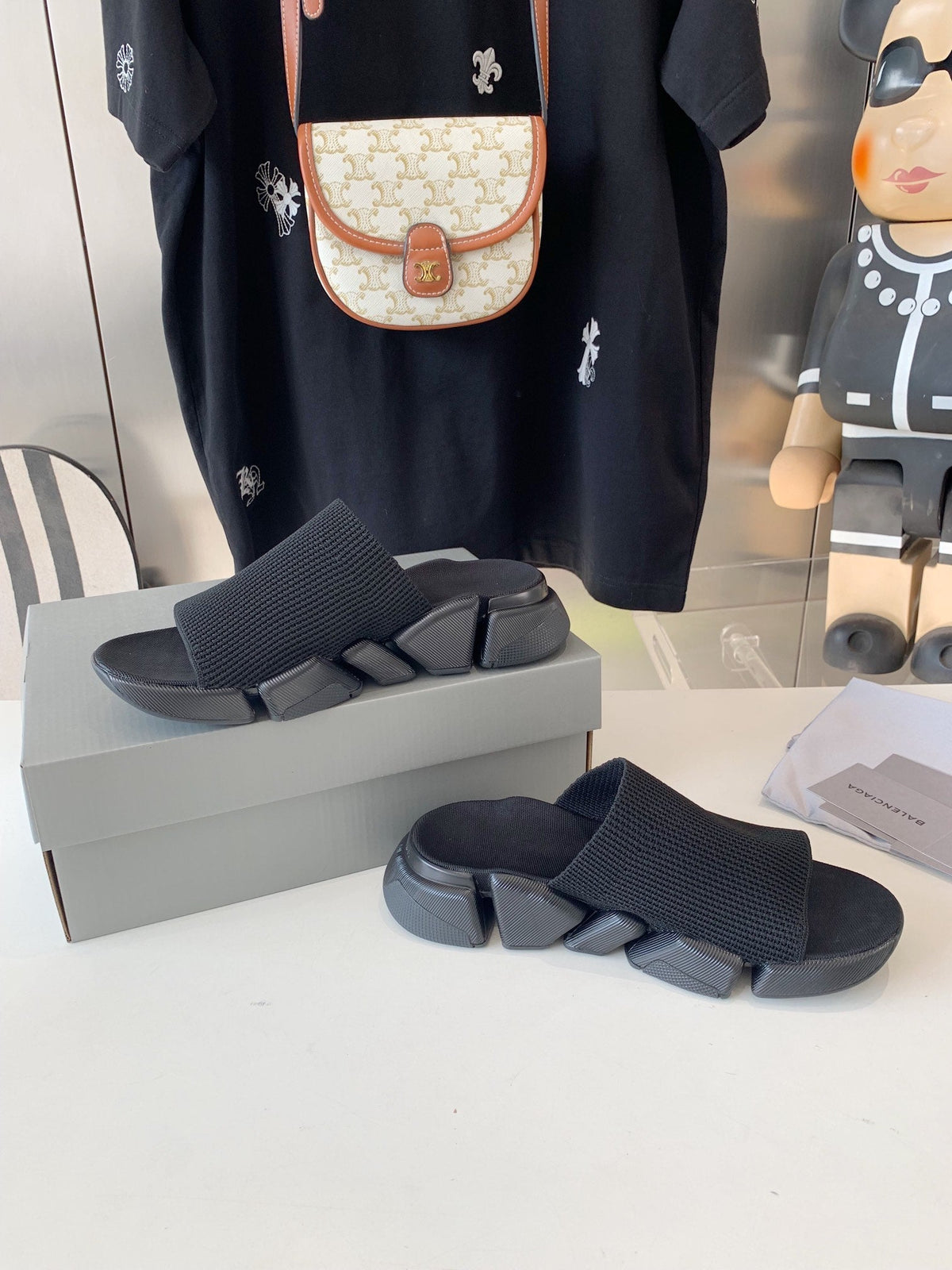 SPEED 2.0 SLIDE SANDAL IN BLACK RECYCLED KNIT AND BLACK SOLE