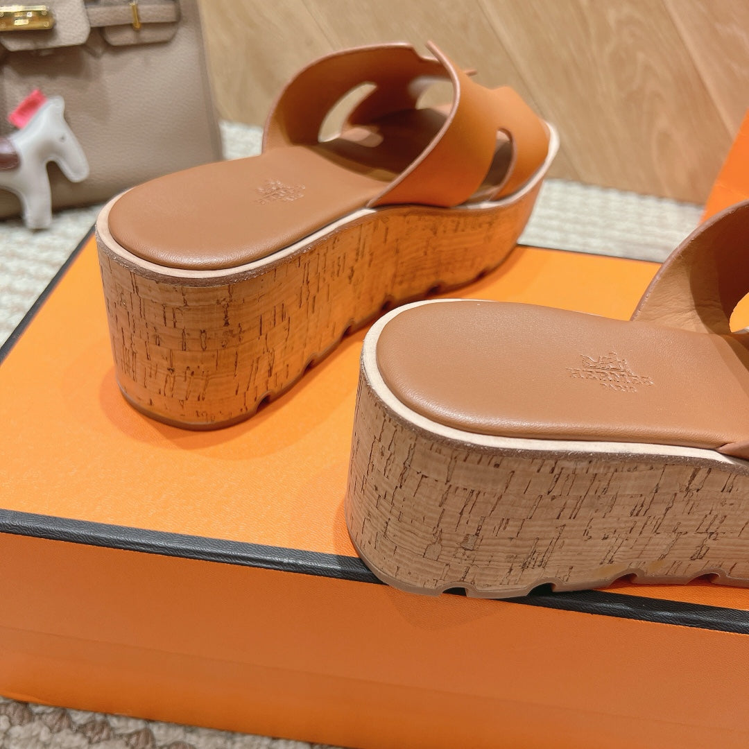 EZE 65 SANDAL GOLD CALFSKIN
