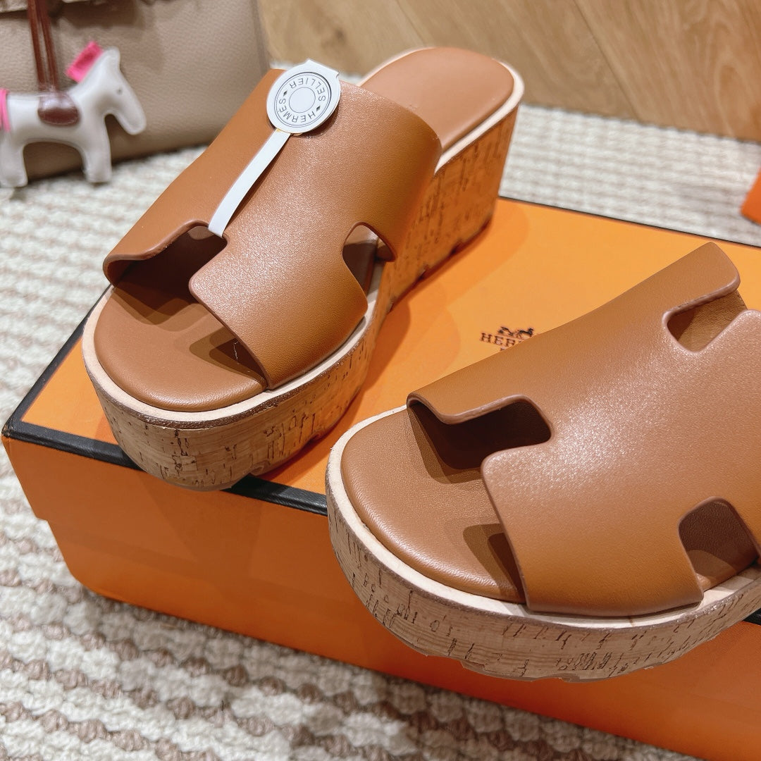 EZE 65 SANDAL GOLD CALFSKIN