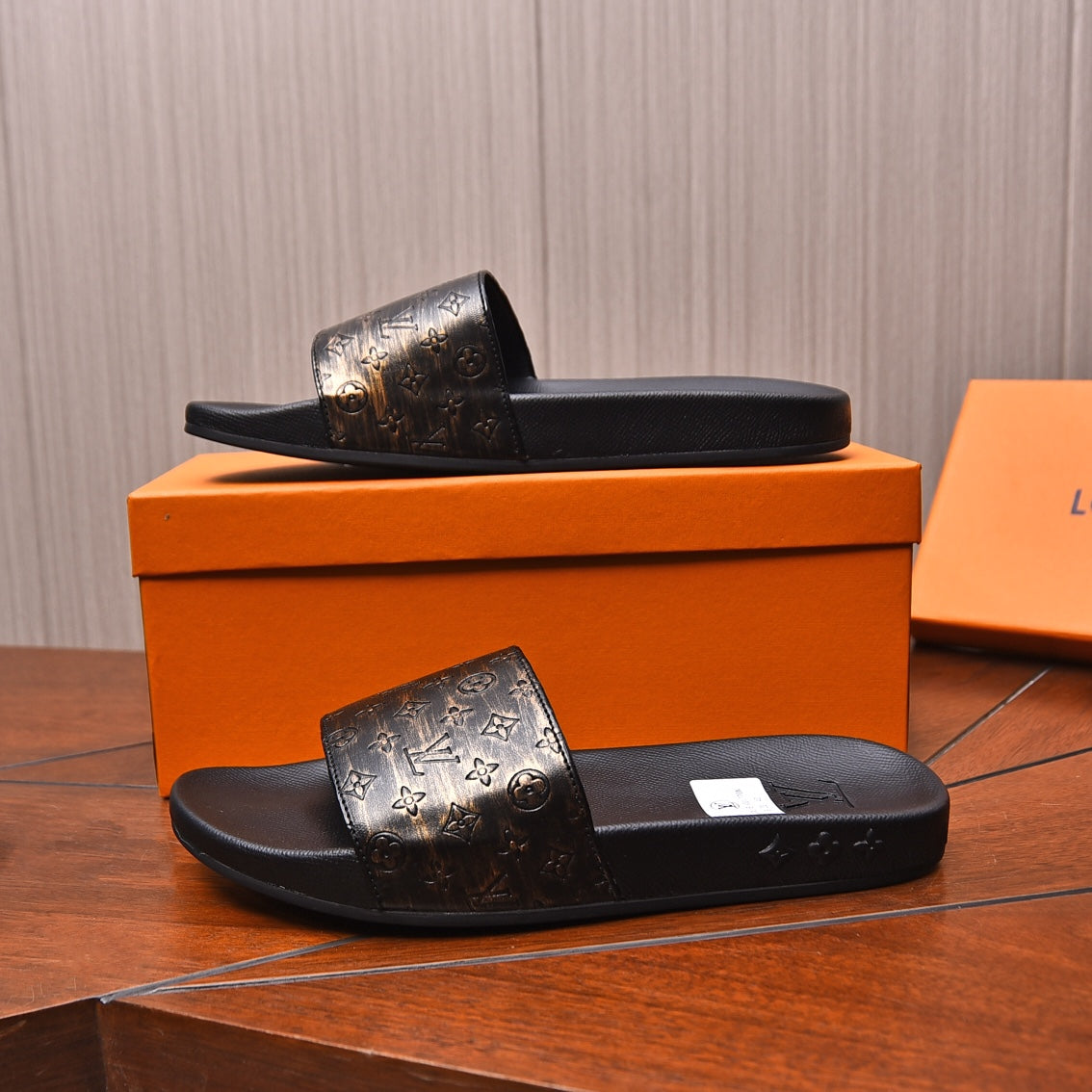 LV MULE SANDAL COPPER CALFSKIN