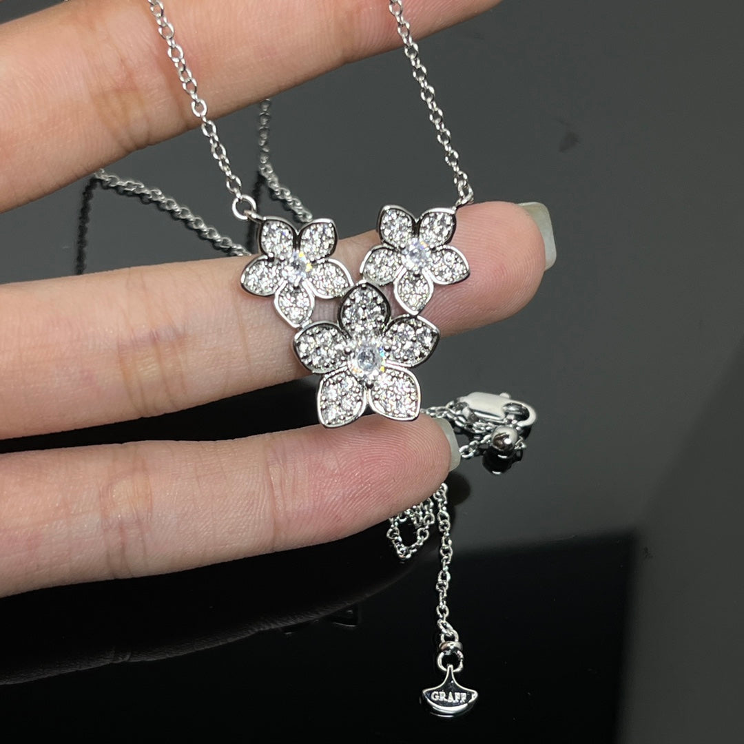 Graff New Full Diamond Three-Petal Sliver Necklace