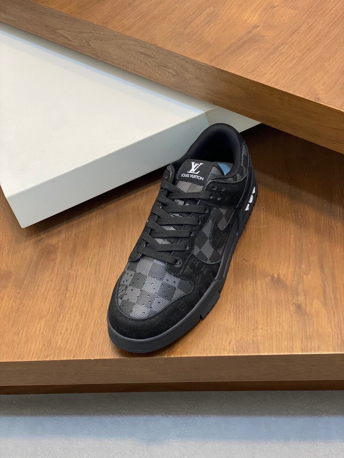 AIR TRAINER IN BLACK DAMIER CALFSKIN
