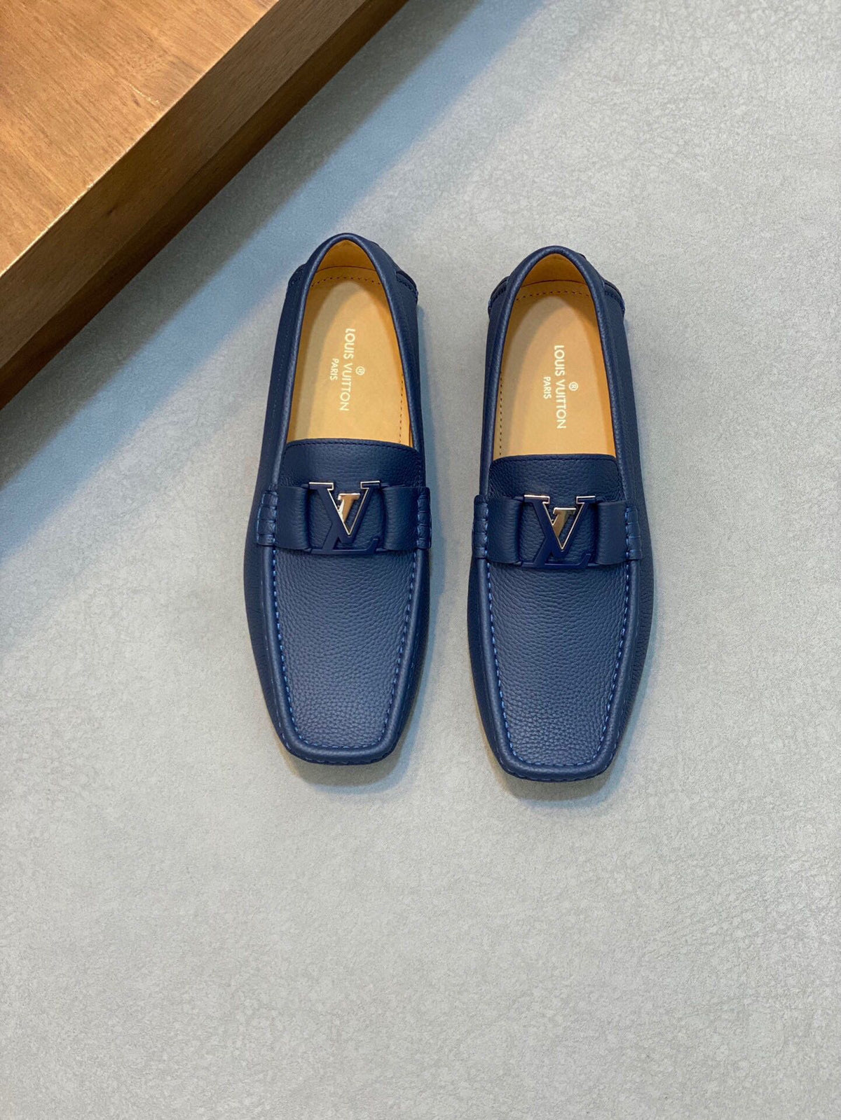 LV LOAFER IN NAVY BLUE WRINKLE CALFSKIN
