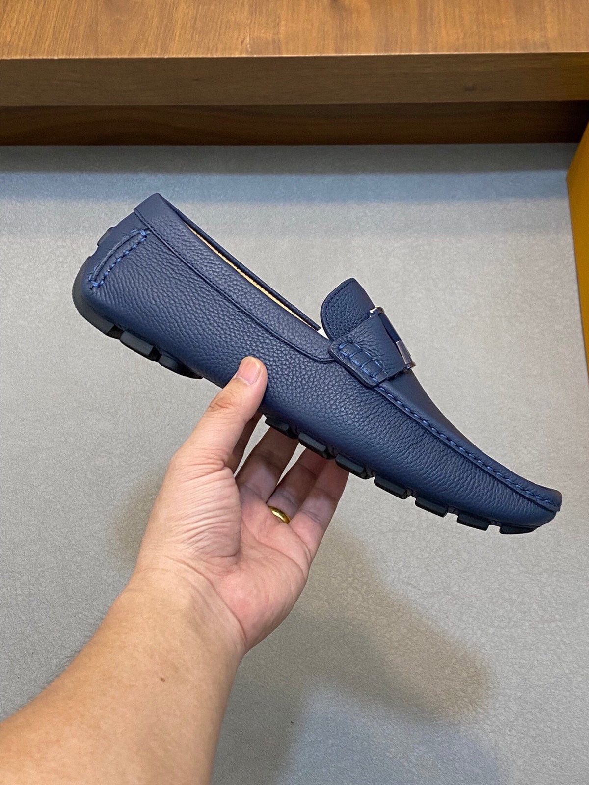 LV LOAFER IN NAVY BLUE WRINKLE CALFSKIN