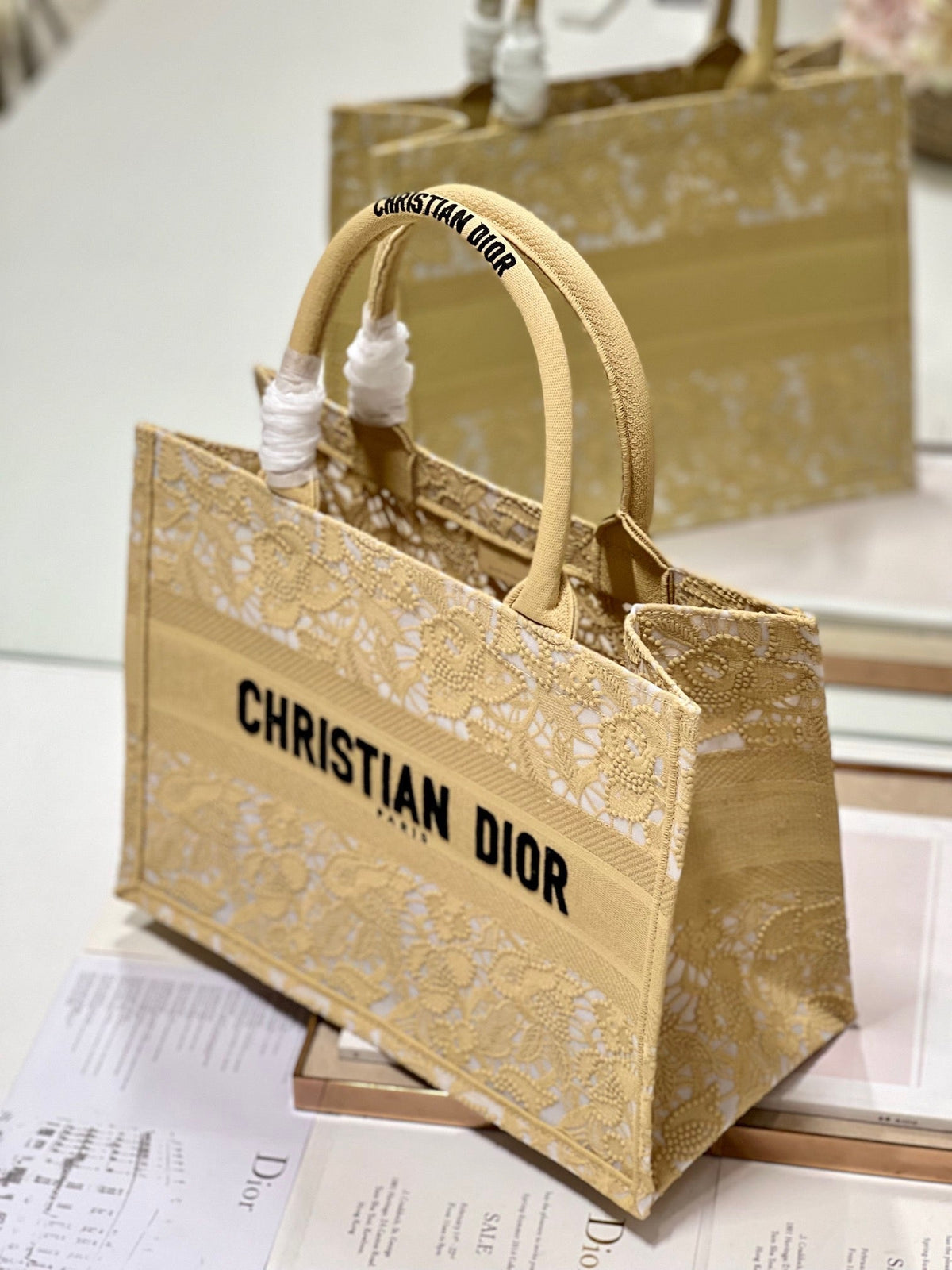 CD Mesh apricot Book Tote Bag Canvas 336534