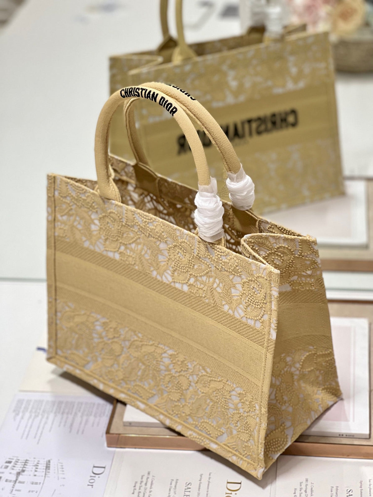 CD Mesh apricot Book Tote Bag Canvas 336534