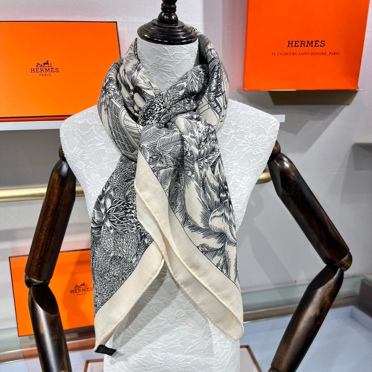 Scarf 135 CM Black White Cashmere And Silk