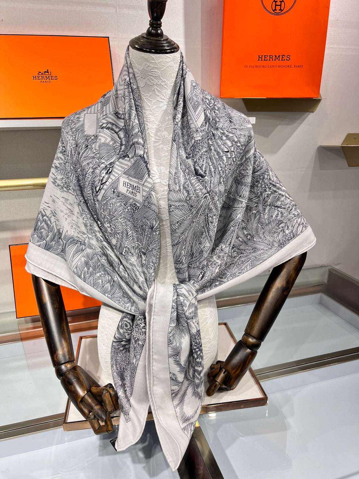 Faubourg Tropical Scarf 135 CM Grey White Cashmere And Silk