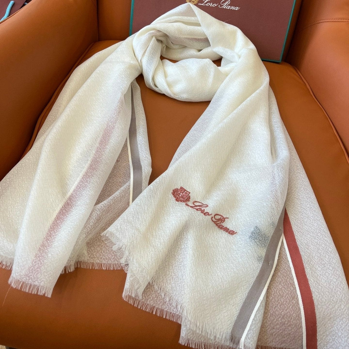 LP Quadrata Rainbow Scarf 210 CM In White Thin Silk Woven With Wool 428593