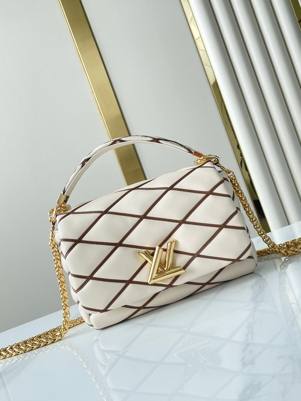 GO-14 MM 23 IN WHITE BROWN QUILTED LAMBSKIN GOLD HARDWARE