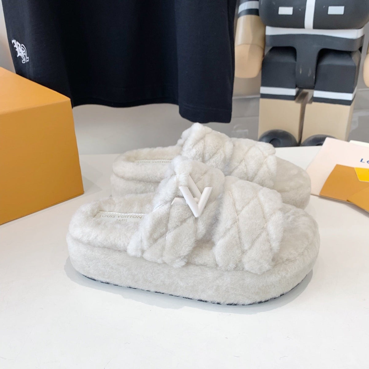 LV Sunset Platform Comfort Mule White Wool
