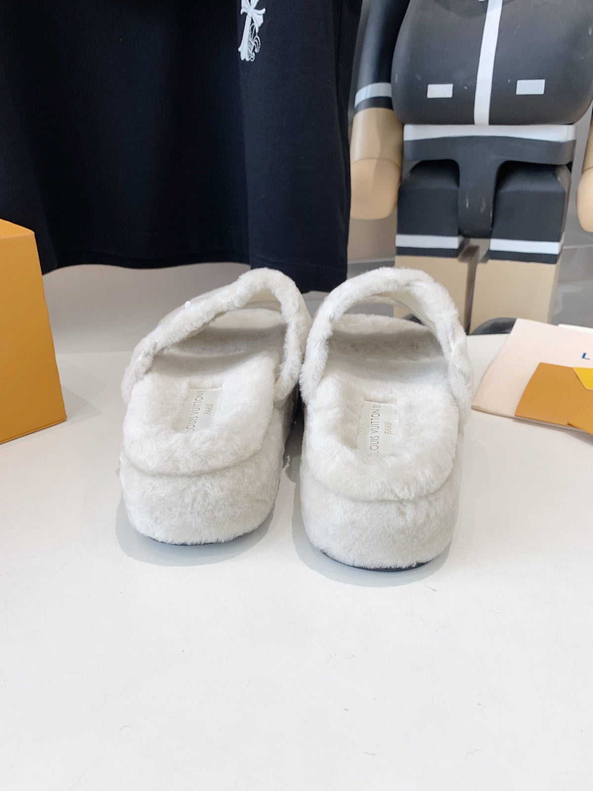 LV Sunset Platform Comfort Mule White Wool